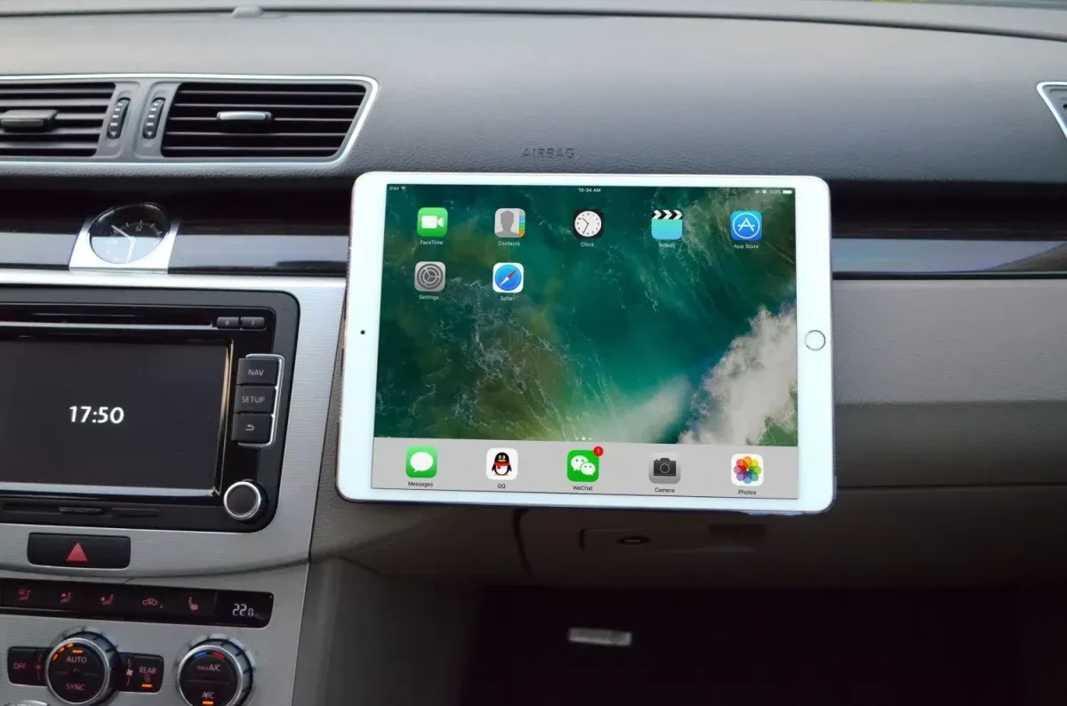 Porodo Magnetic Dash Pad - Black